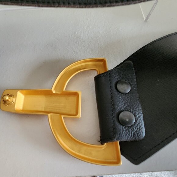 Vintage extra wide black leather gold hardware belt Sz S-M - Picture 4 of 11